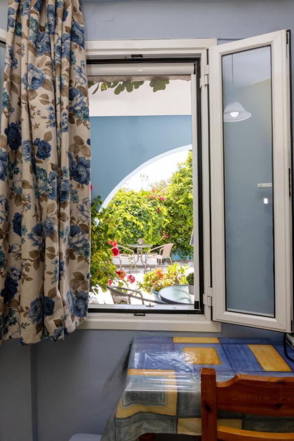 Irini Studios In Tinos 아기오스 이오니스 외부 사진