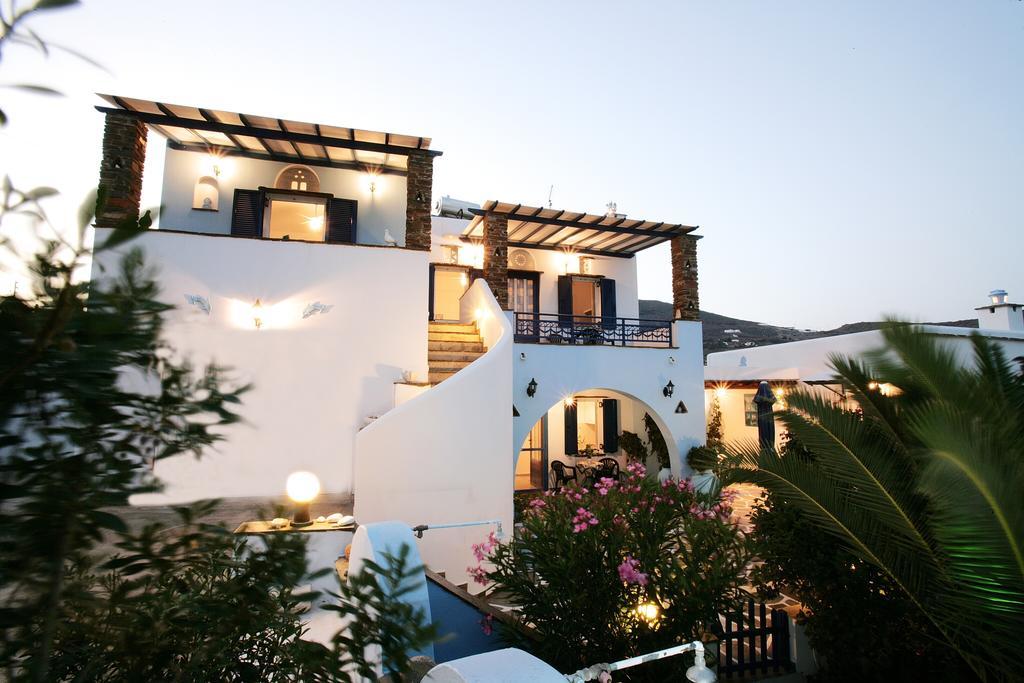 Irini Studios In Tinos 아기오스 이오니스 외부 사진